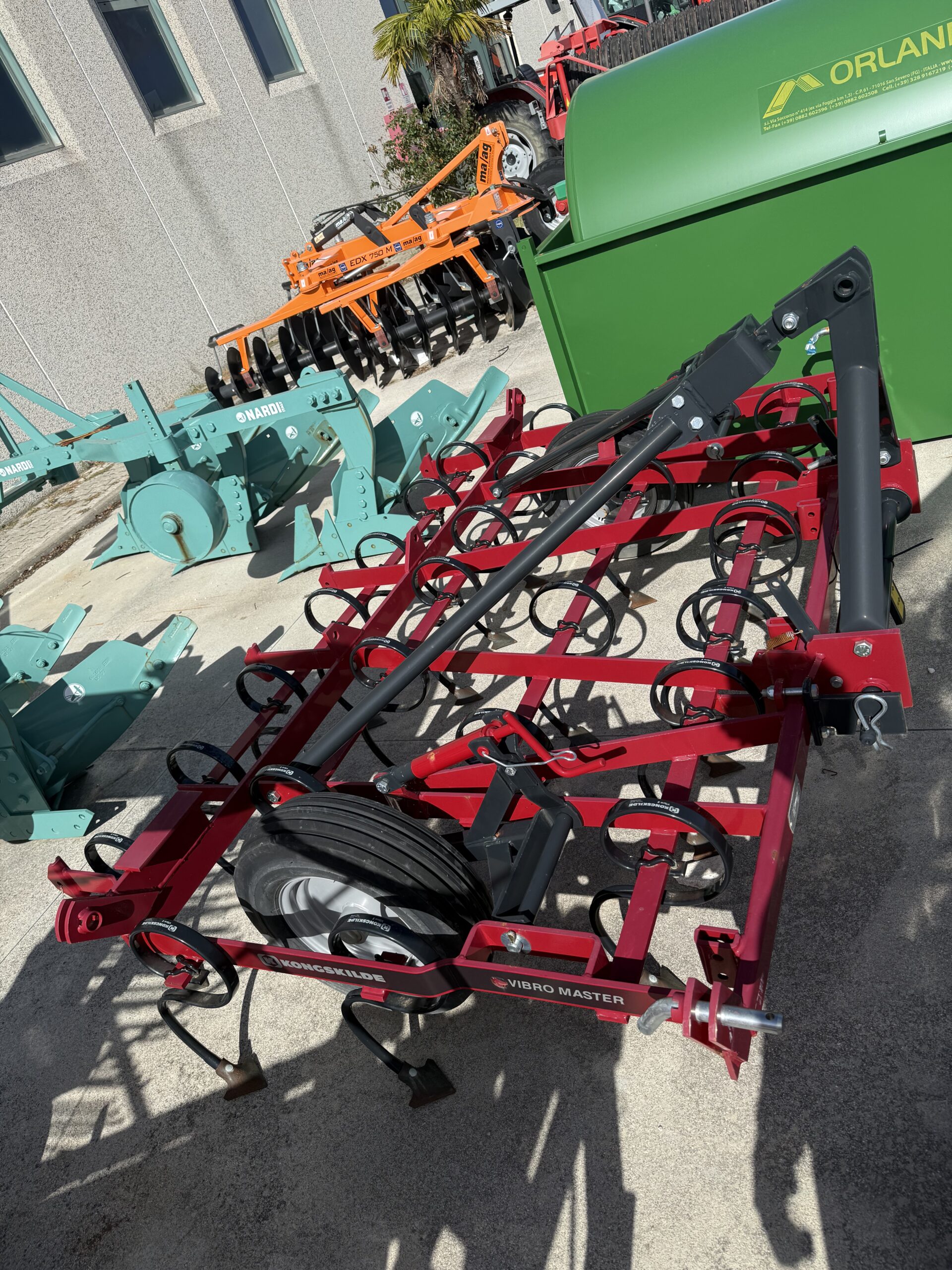 Second image of VIBRO KONGSKILDE 2,5 MT